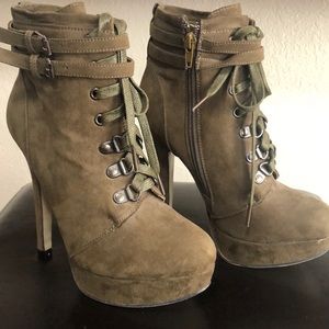 Suede Boot- olive green